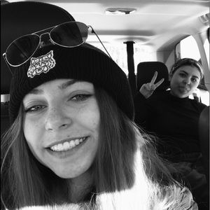 Meet your Posher, Ellen